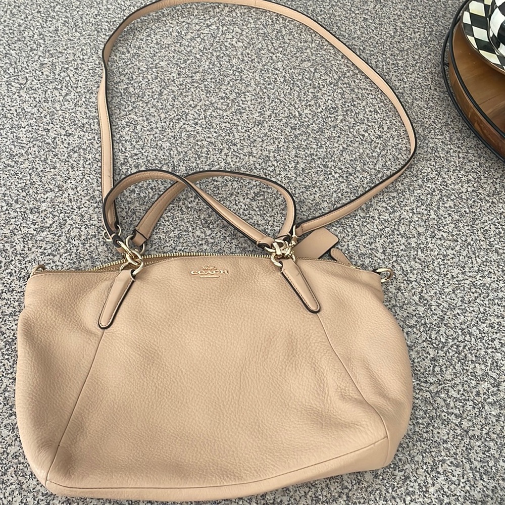 Coach tan pebbled satchel bag